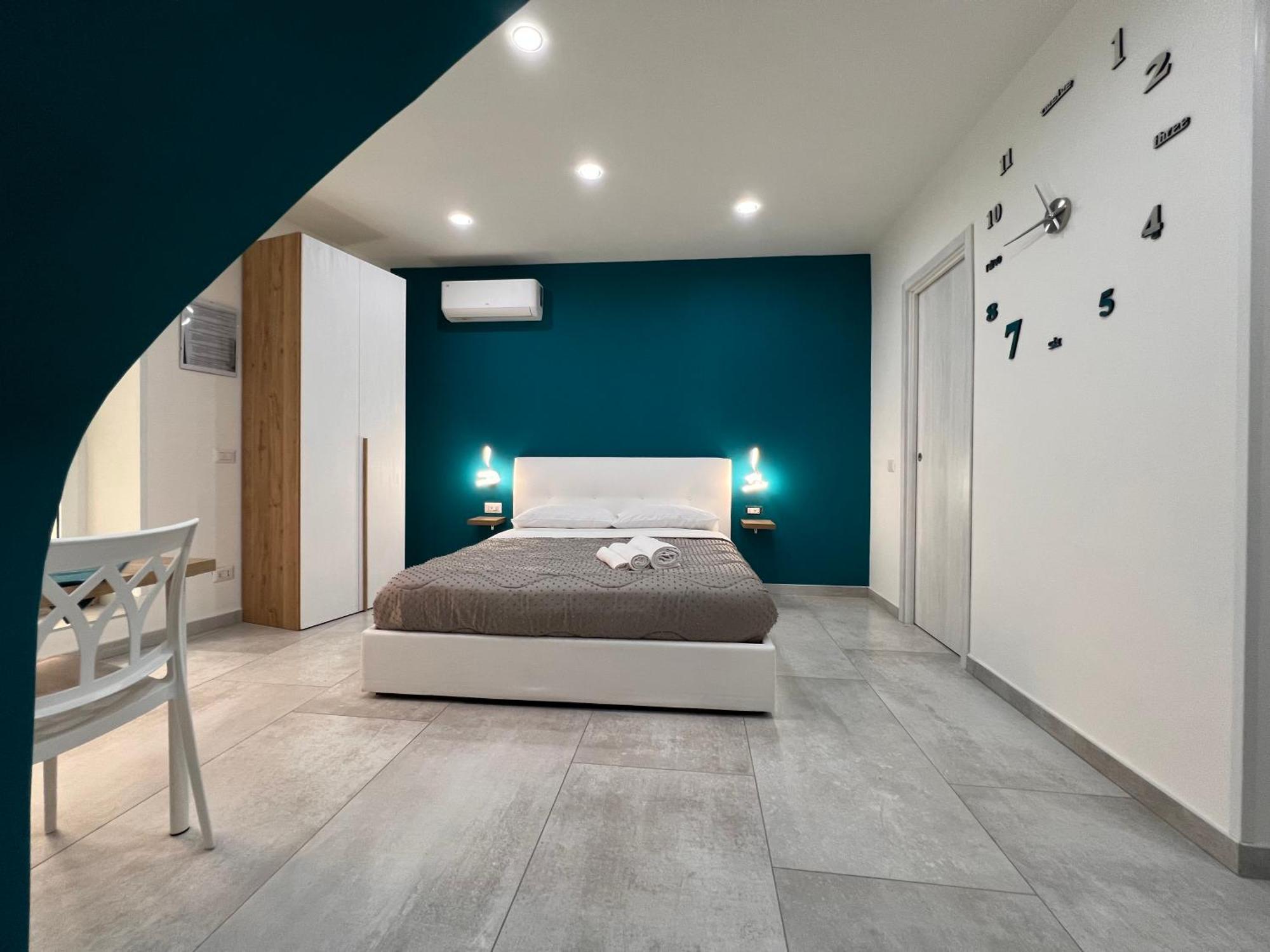 Holiday Home Number 8 เนเปิลส์ ภายนอก รูปภาพ
