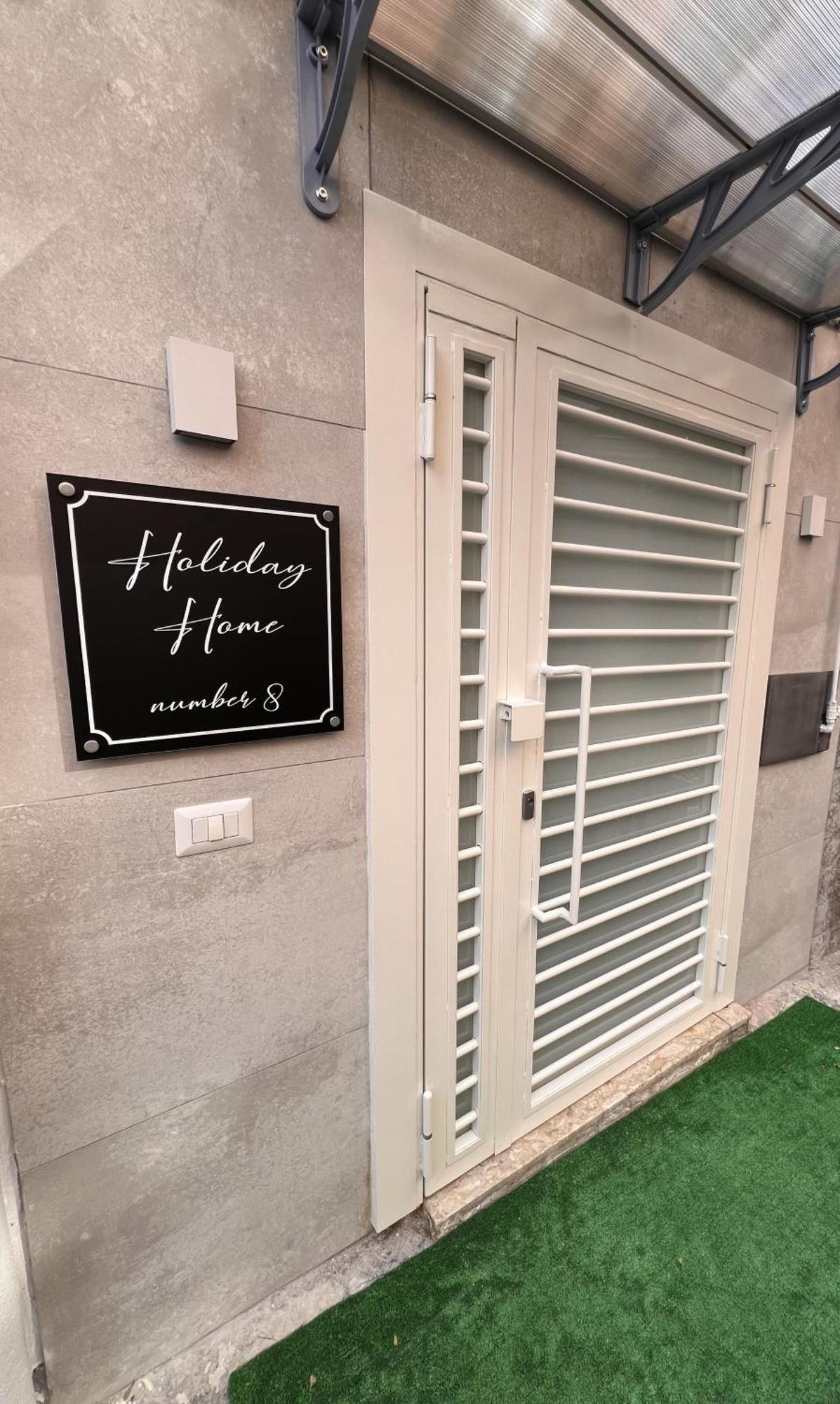 Holiday Home Number 8 เนเปิลส์ ภายนอก รูปภาพ